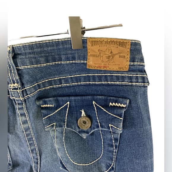 Authentic True Religion Joey Big T Flair Leg Women’s 32x29 Blue Jeans Low Rise - Picture 3 of 12